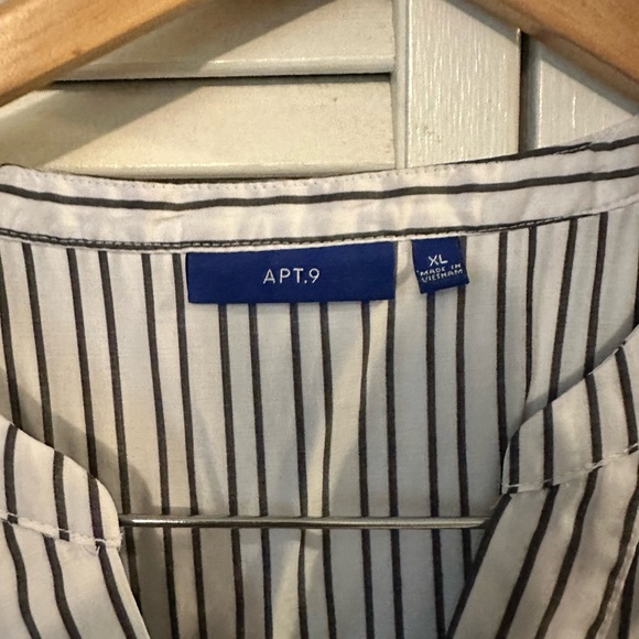 🍄Last Chance🍄 Apt 9 Striped Blouse - Picture 3 of 4